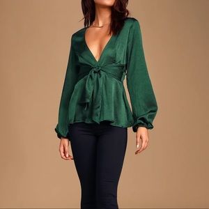 NWT Lulus Grand Entrance Satin Tie-Front top